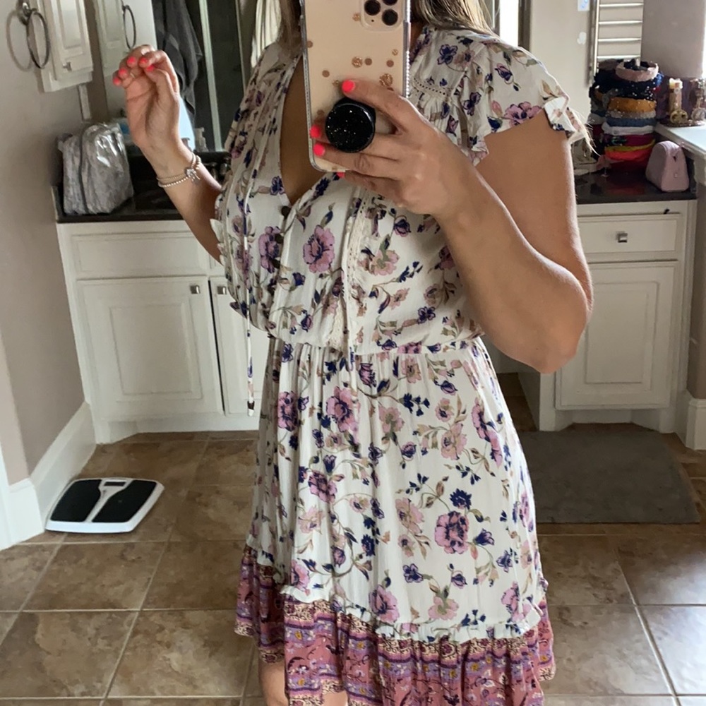 Dress - Picture 3 of 7